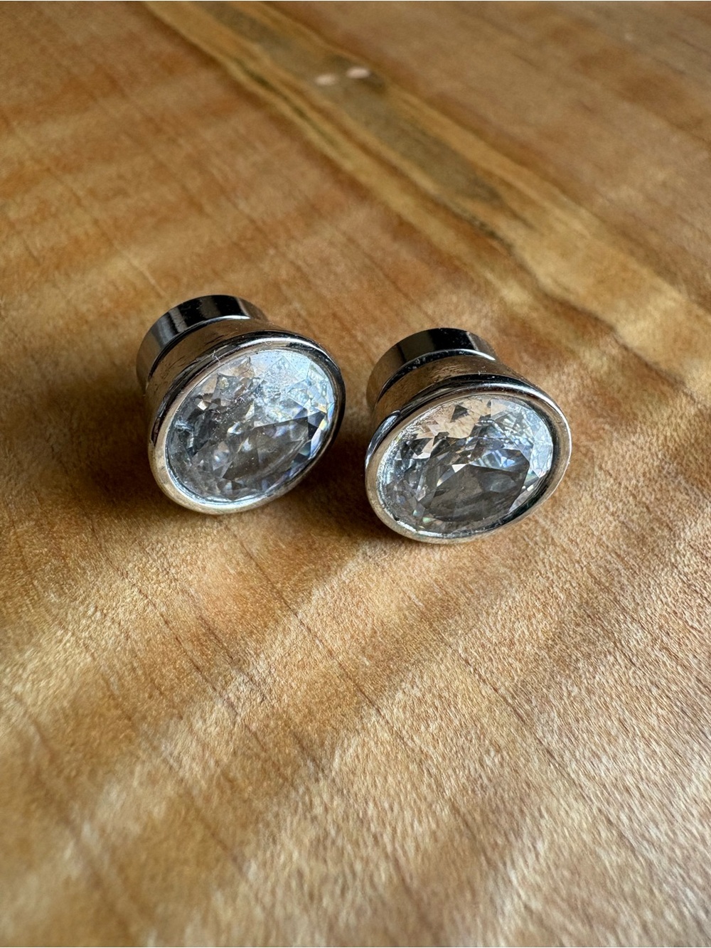 Michael Kors Clear Crystal Large Stud Earrings - Silver Tone